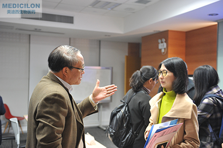 Ladbrokes立博临床前副总裁顾性初博士为与会者答疑解惑