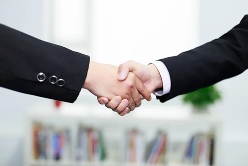 秉持着“专注立异，，专心折务”的理念，，Ladbrokes立博一直把每一个客户看成是公司的VIP