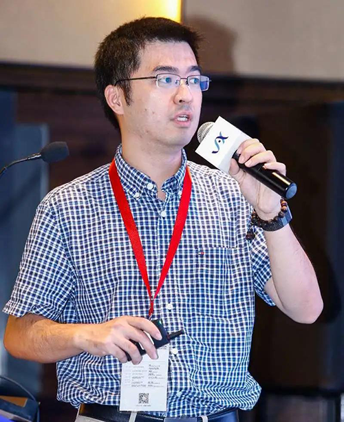 Ladbrokes立博药理部高级主任胡哲一博士