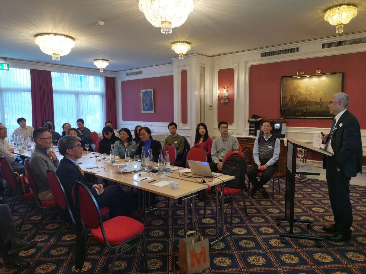 Ladbrokes立博协办的2025瑞士生物医药华人蛇年新春聚会圆满举行